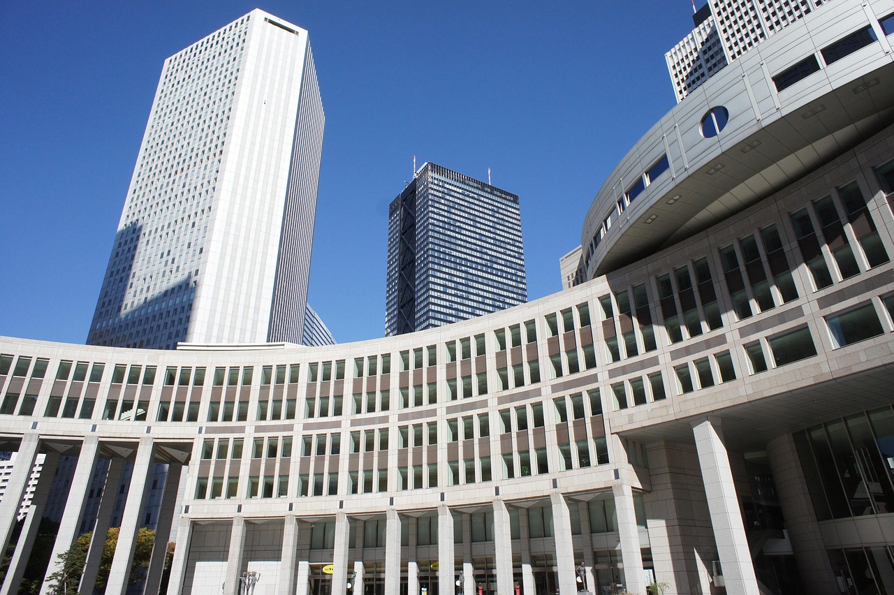 手の甲のエイジングケアに最適な方法は？