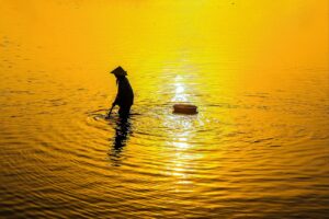 手の甲の老化を防ぐための効果的な対策は？